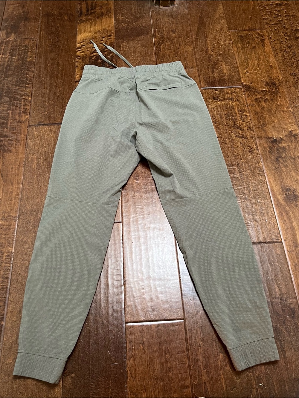 Lululemon Men's Olive Green Jogger Pants